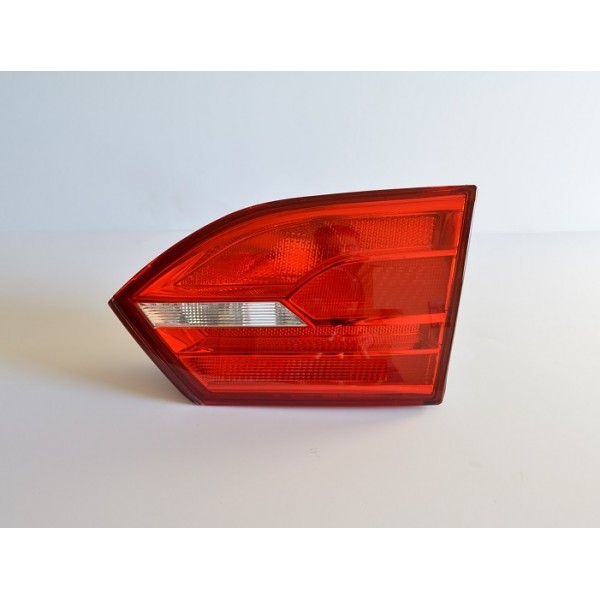 VOLKSWAGEN JETTA 6 İÇ STOP SAĞ VOLKSWAGEN JETTA 6 İÇ STOP SAĞ