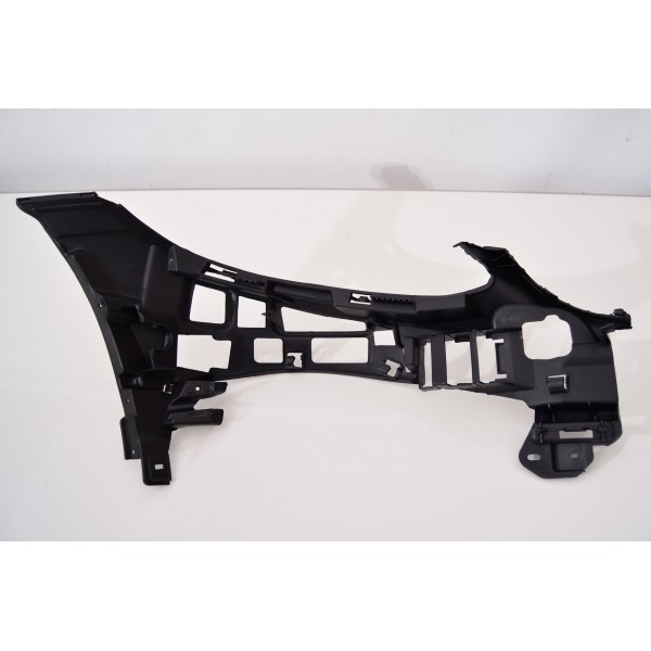 MERCEDES W205 AMG ÖN TAMPON BRAKETİ SOL MERCEDES W205 AMG ÖN TAMPON BRAKETİ SOL