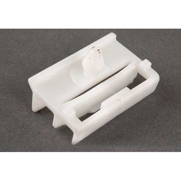 BMW MARŞPİYEL KLİPSİ E36 (10 ADET )