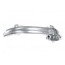 BMW F20 F22 F30 F31 UYUMLU AYNA SİNYALİ SAĞ 63137280772